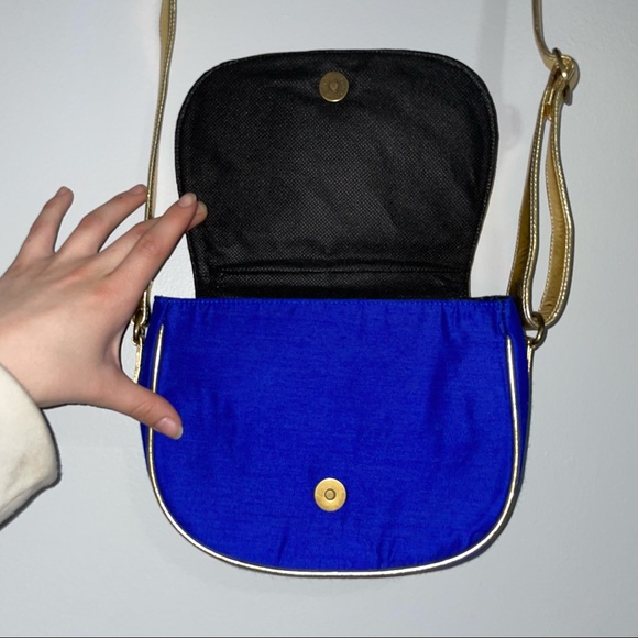 Unique Multicolor Crossbody - Picture 3 of 7